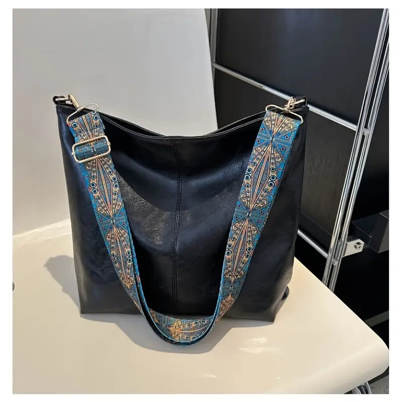 Bohemian Style Large Capacity Shoulder Bag – Vintage Casual Handbag with Wide Strap