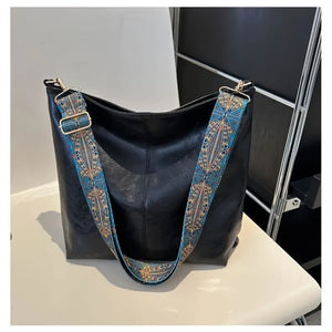 Bohemian Style Large Capacity Shoulder Bag – Vintage Casual Handbag with Wide Strap
